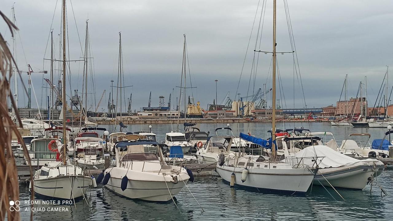 מלון טאראנטו Al Molo Sant'Eligio מראה חיצוני תמונה